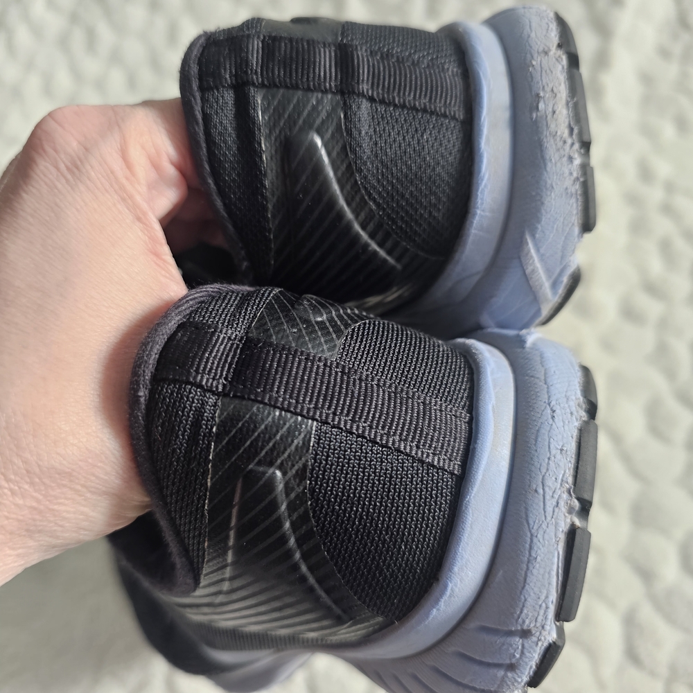Brooks Black and Blue Athletic Shoes - Picture 7 of 10